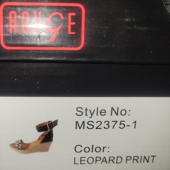 Leopard Print Faux Leather Wedge Sandals - Picture 5 of 7